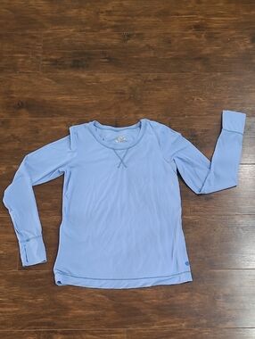Lilly Pulitzer Light Blue Crewneck Long Sleeve Top Spf 50+ Size M